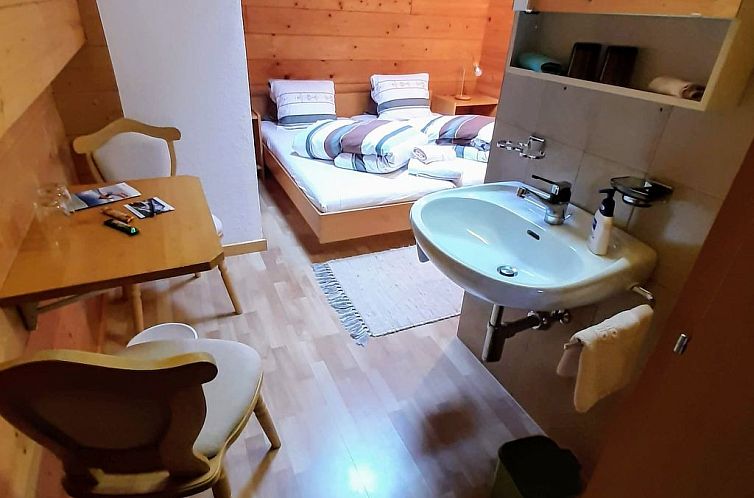 Appartement Chalet Guardaval, (Samnaun-Compatsch).