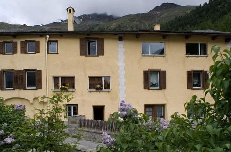 Appartement Chesa Kober; Giarsun