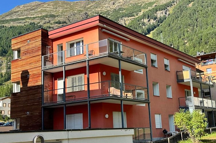 Guest house 1823937 - Apartment Under Gräub / Grisons - Appartement Chesa Bohner