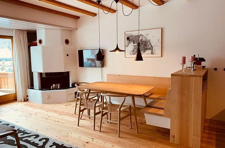 Guest house 1823943 - Apartment Under Gräub / Grisons - Appartement Wohnung Chesa Salmun (Parterre)