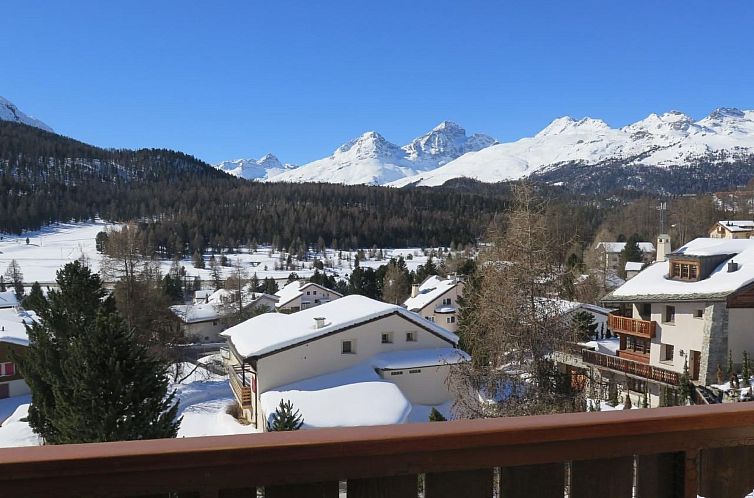 Appartement Chesa Azalee 10