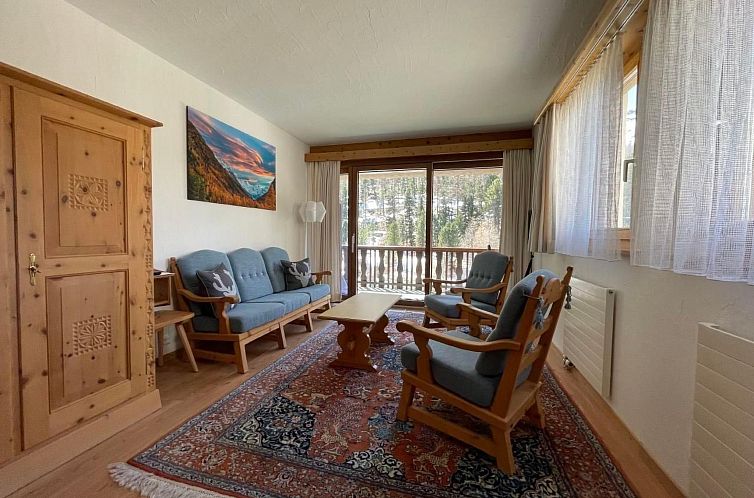 Guest house 1823953 - Apartment Under Gräub / Grisons - Appartement Chesa la Furia WHG 24