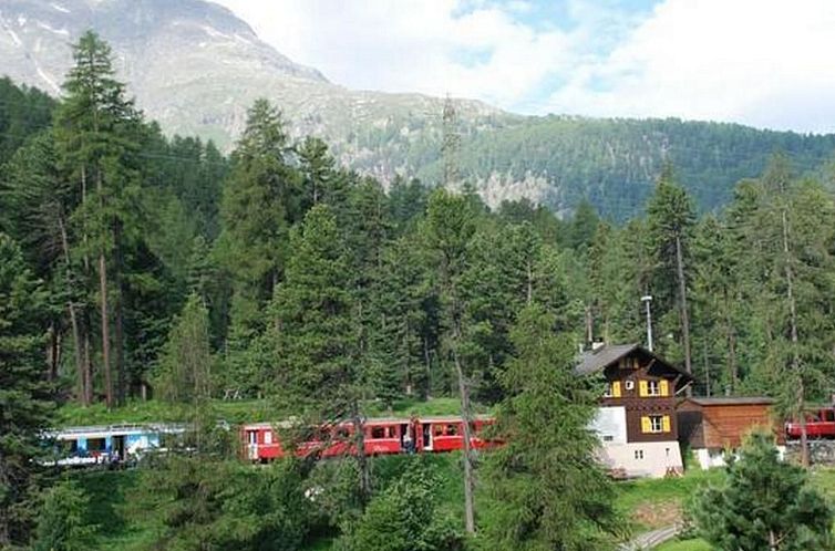 Appartement Chesa la Furia 3- Bergbahnen inklusiv im Sommer