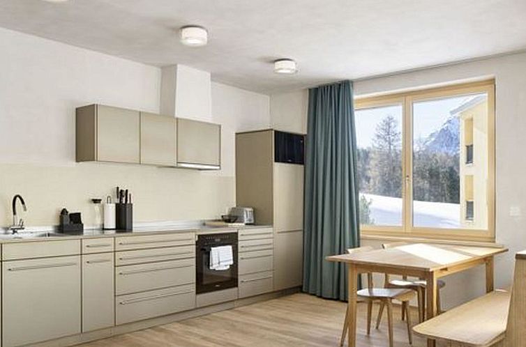 Appartement Hotel Maistra 160, (Pontresina).