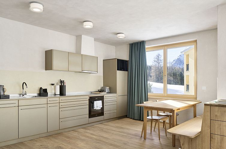 Appartement Hotel Maistra 160, (Pontresina).