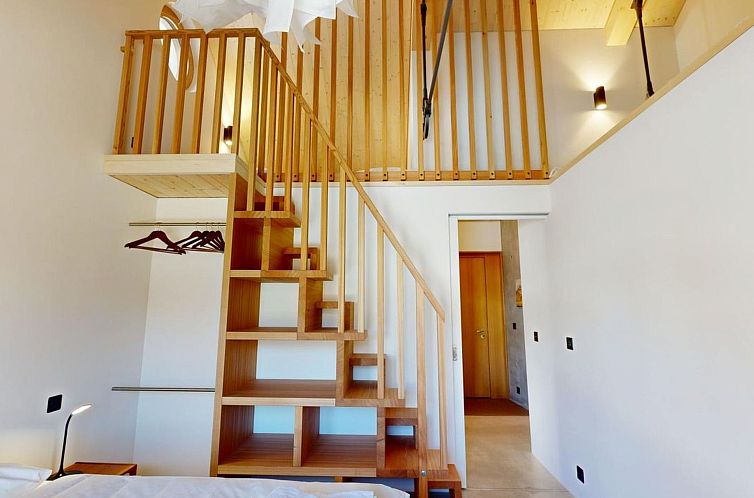 Appartement Apartment Julier Nouva - Ferienwohnung mit Bergb