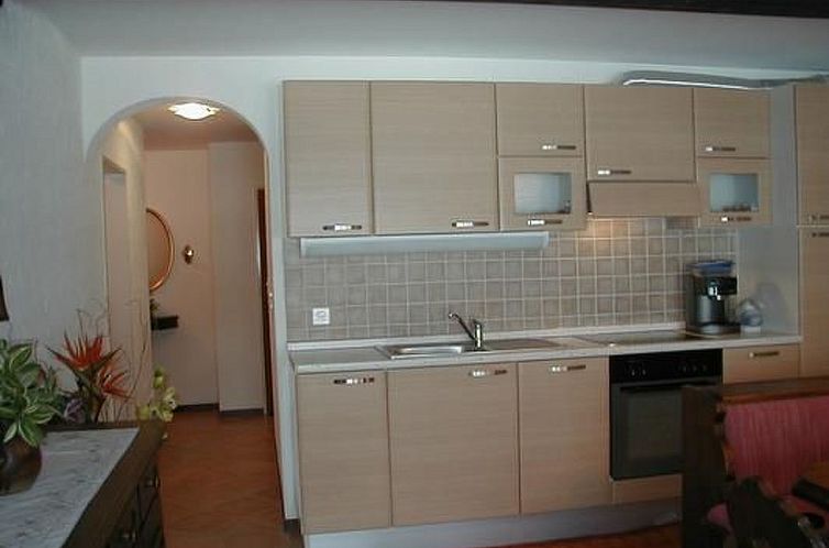 Appartement Chavallera Wohnheim Surlej 9