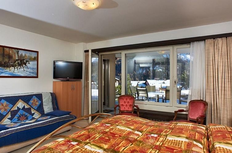 Appartement Chavallera Wohnheim Surlej 9