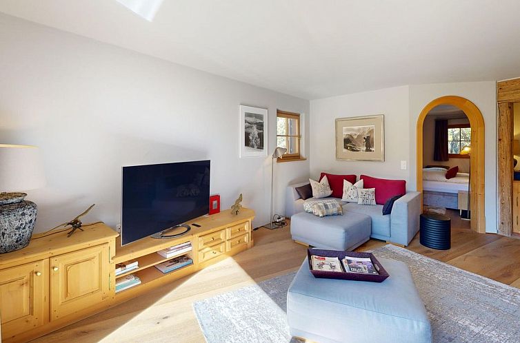 Appartement Apartment Üerts - Hochwertige Wohnung mit Balko