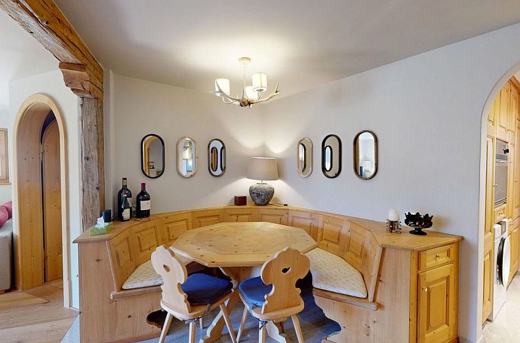 Appartement Apartment Üerts - Hochwertige Wohnung mit Balko