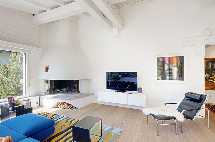 Appartement Apartment Crasta grosszügige und moderne 5.5 Zi