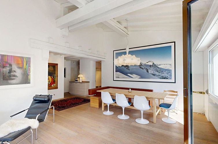 Appartement Apartment Crasta grosszügige und moderne 5.5 Zi