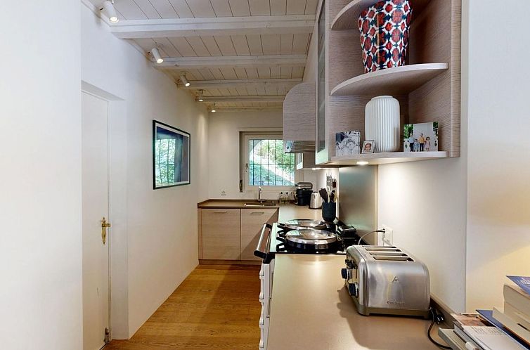 Appartement Apartment Crasta grosszügige und moderne 5.5 Zi