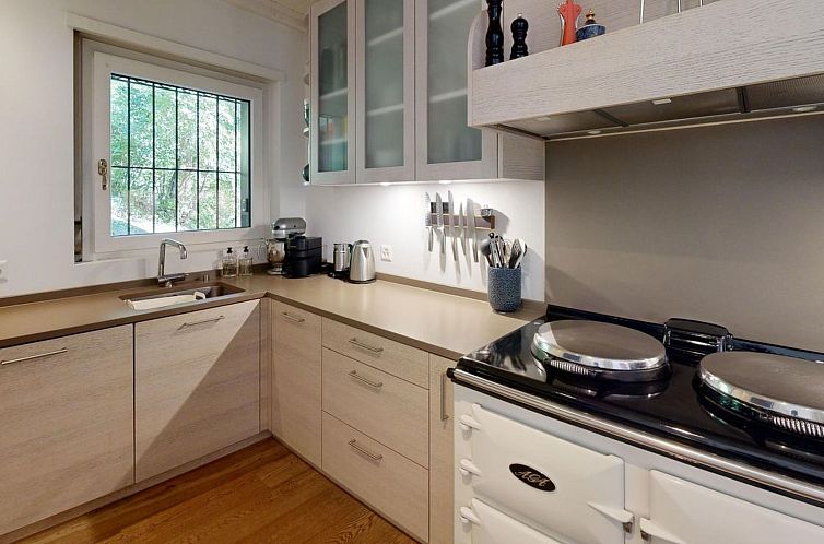 Appartement Apartment Crasta grosszügige und moderne 5.5 Zi