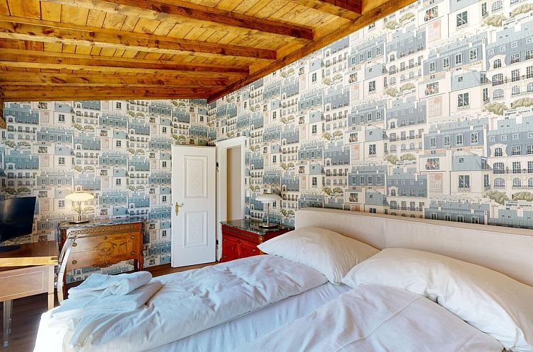 Appartement Apartment Crasta grosszügige und moderne 5.5 Zi