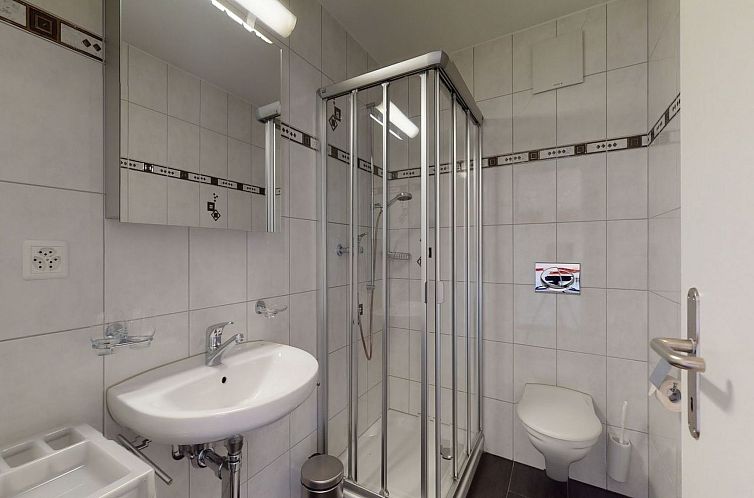 Appartement Apartment Braschunauns 10 - Grosszügige 3.5-Zim