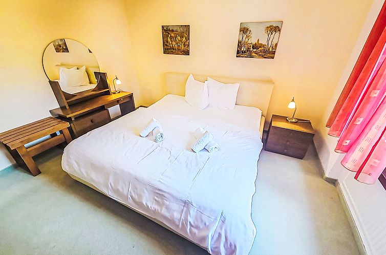 Appartement Curnera 9/4
