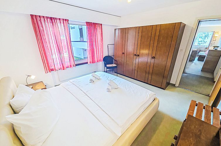 Appartement Curnera 9/4