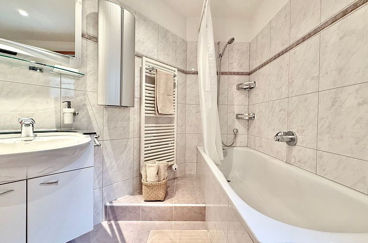 Appartement Familienfreundliche und gemütliche 3.5 Wohnung 