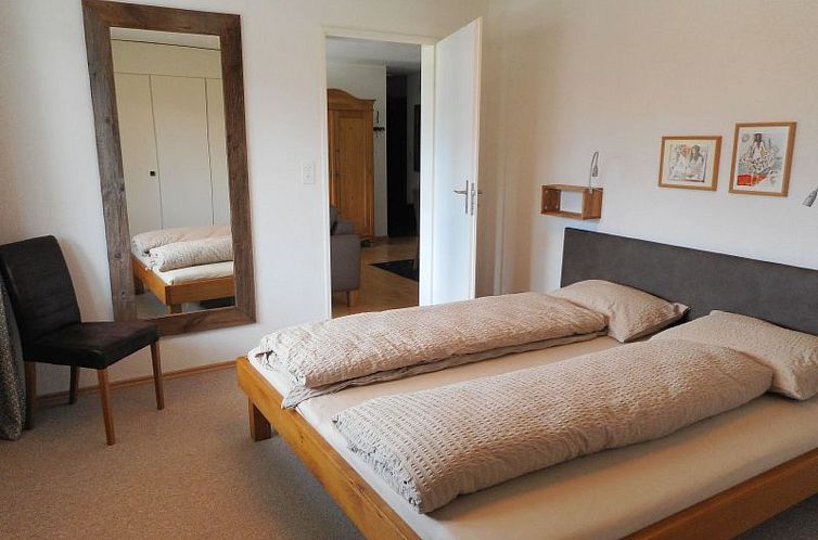 Appartement Pignia 2 / Greulich, (Laax Dorf). 3 Zimmerwohnun