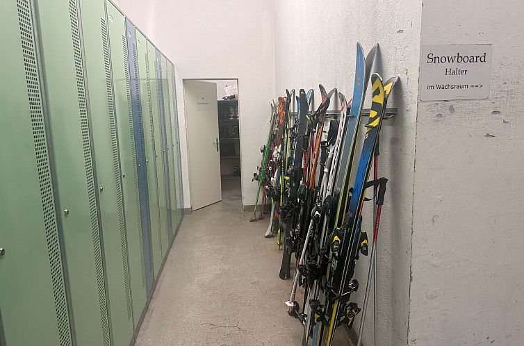 Appartement Rancho 121, (Laax Uletsch). 2.5 Zimmerwohnung, 7