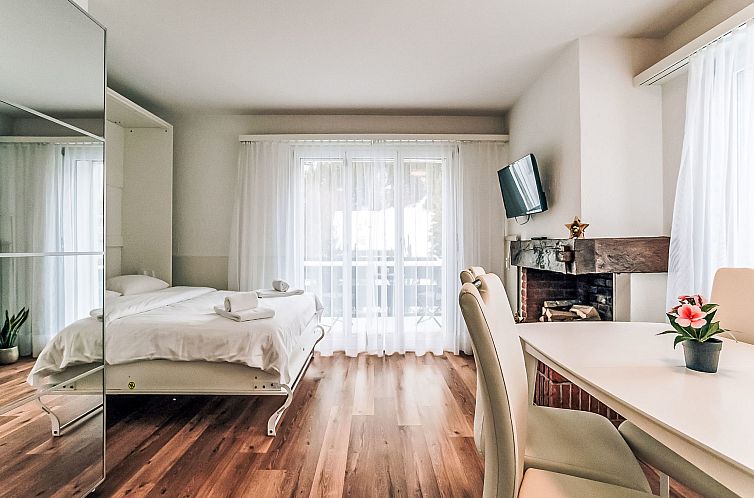 Guest house 1824582 - Apartment Under Gräub / Grisons - Appartement Casa Laret 6-11