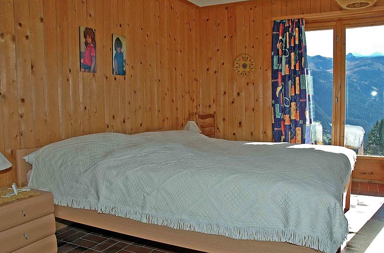 Unterkunft 1824805 - Ferienhaus Graubünden - Vakantiehuis Larix, (Pany).