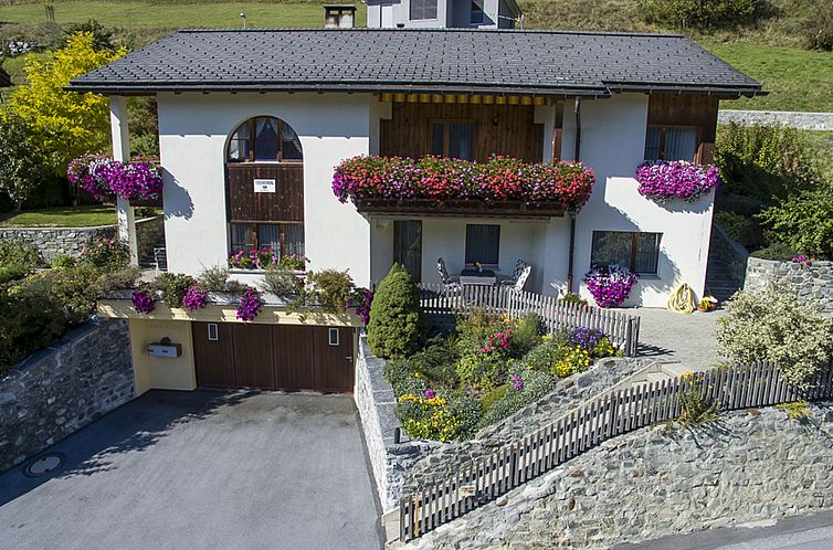 Appartement Chasa Plajet 8B, (Ramosch).