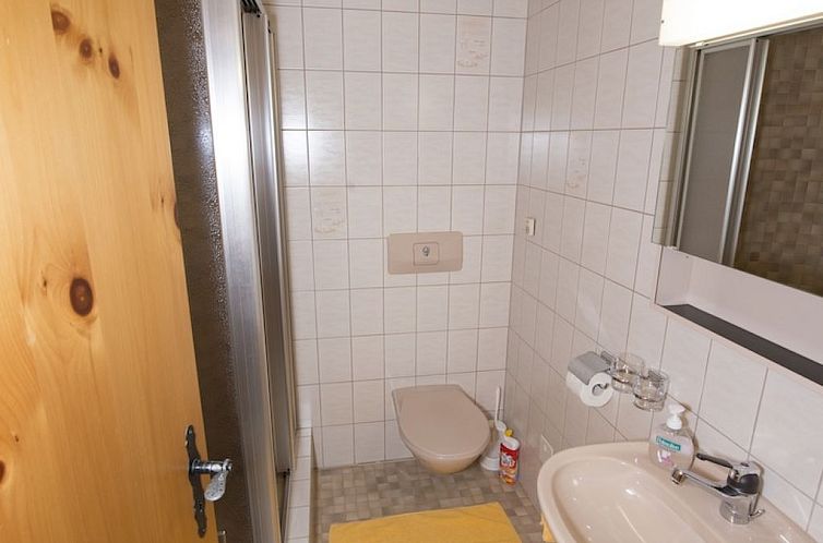 Appartement Chasa Plajet 8B, (Ramosch).