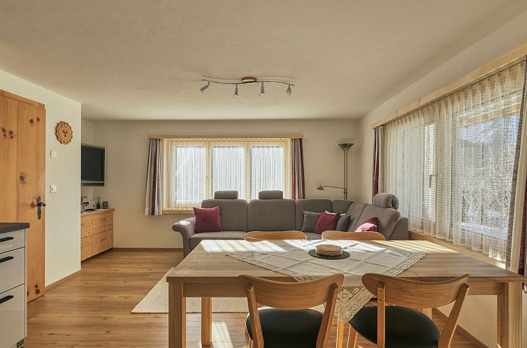 Appartement Chasa Plajet 8B, (Ramosch).