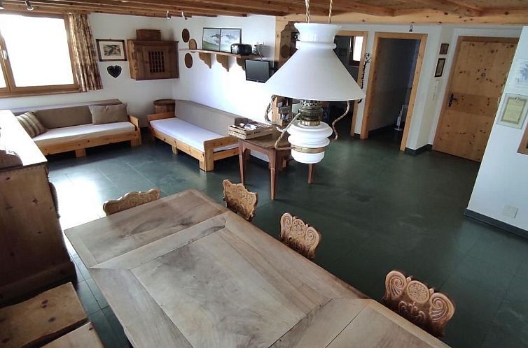 Appartement Chasina Bonavia - unvergessliche Ferien in Sent