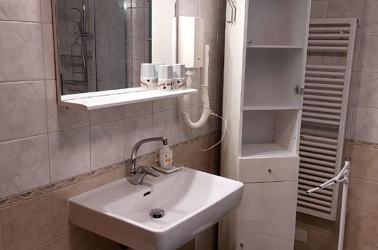 Appartement Chasina Bonavia - unvergessliche Ferien in Sent