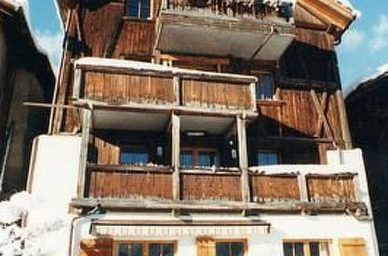 Guest house 1825005 - Apartment Under Gräub / Grisons - Appartement Curtin Sot 15a