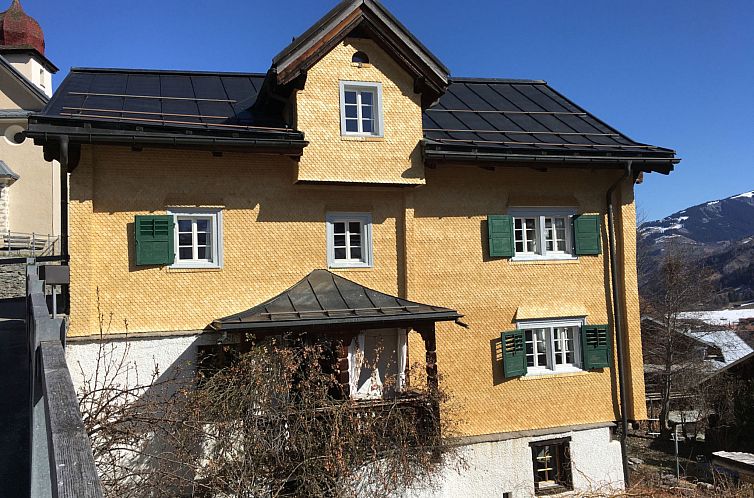 Unterkunft 1825202 - Ferienhaus Graubünden - Vakantiehuis Altes Pfarrhaus, Surcasti, (Surcasti).