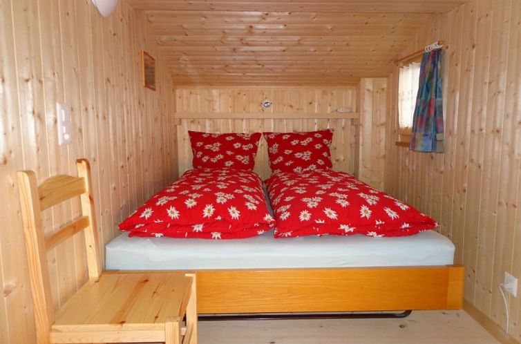 Appartement Gün Derungs, Safien-Platz, (Safien Platz).