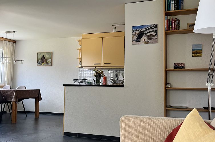 Appartement moderne, komfortable Dachwohnung mit Bergsicht