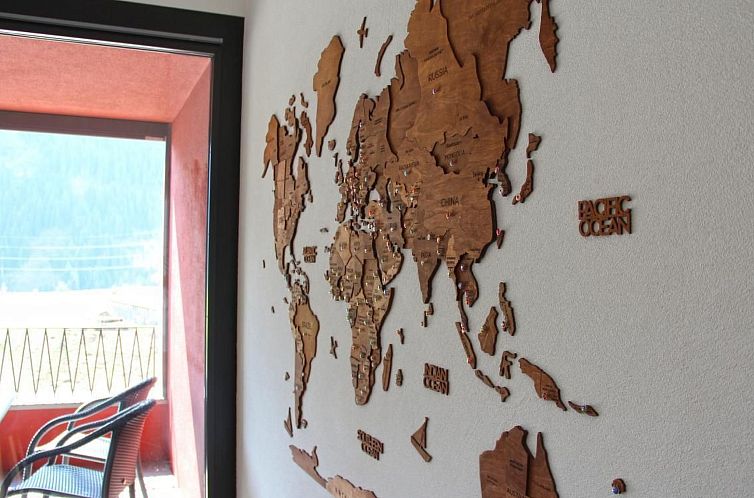 Appartement moderne, komfortable Dachwohnung mit Bergsicht