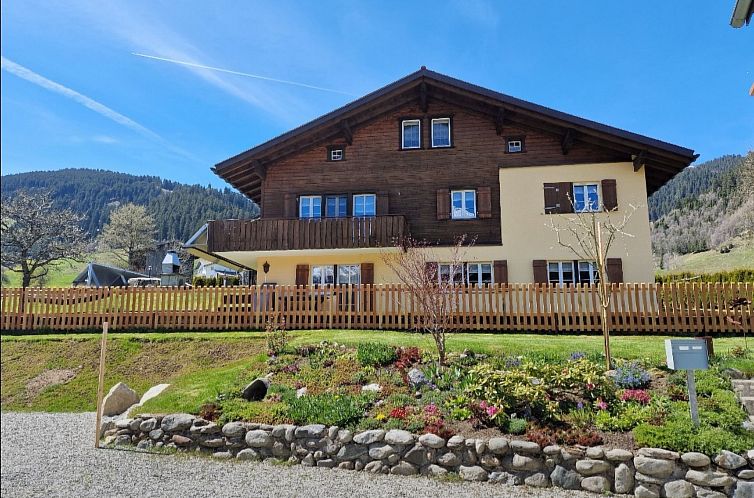 Appartement Casa Buretsch Fry, (Segnas/Disentis).