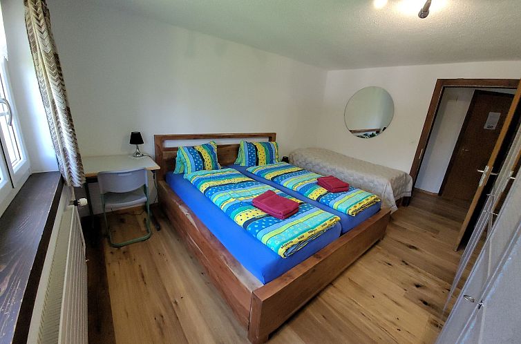 Appartement Casa Buretsch Fry, (Segnas/Disentis).