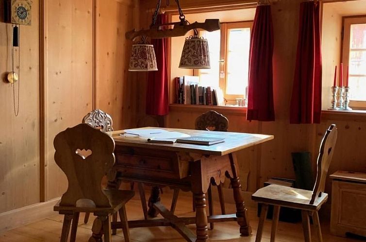 Vakantiehuis Historische Tgesa Ferrera