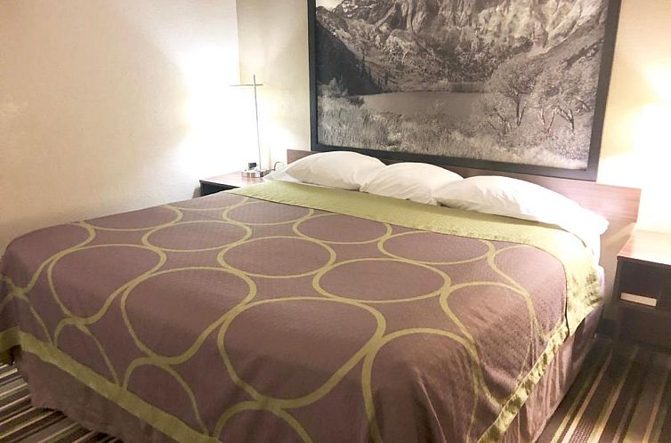 Super 8 by Wyndham Pocatello