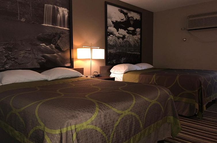 Super 8 by Wyndham Pocatello
