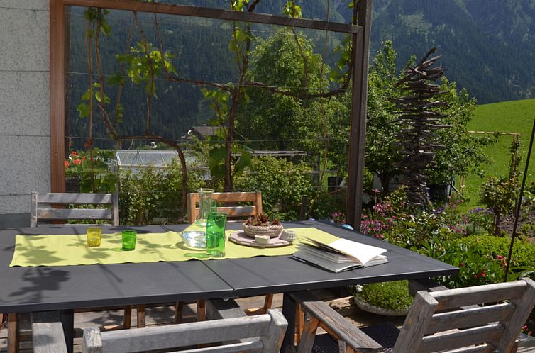 Appartement Wohnung Hof Coms, (Urmein).