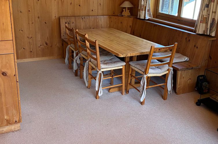 Appartement Caziela 49, (Oberurmein),