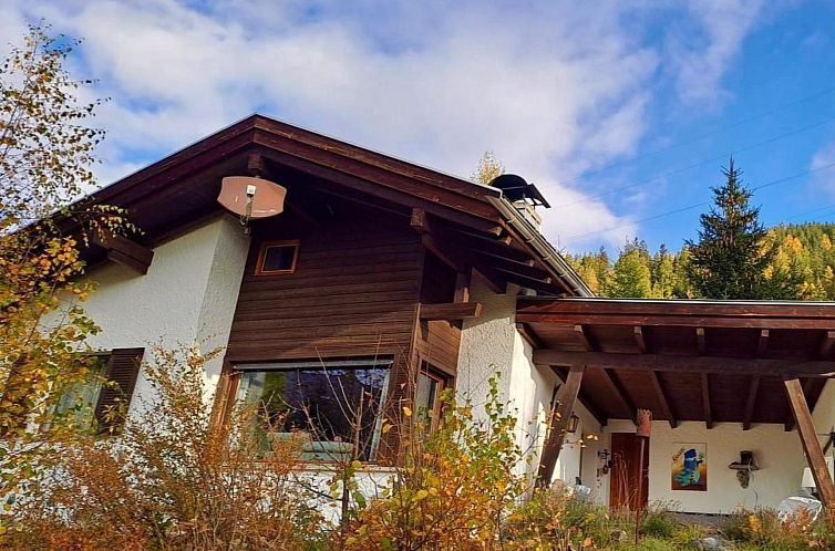 Appartement Tga Muntanela Appartement/Fewo, Dusche und Bad, 