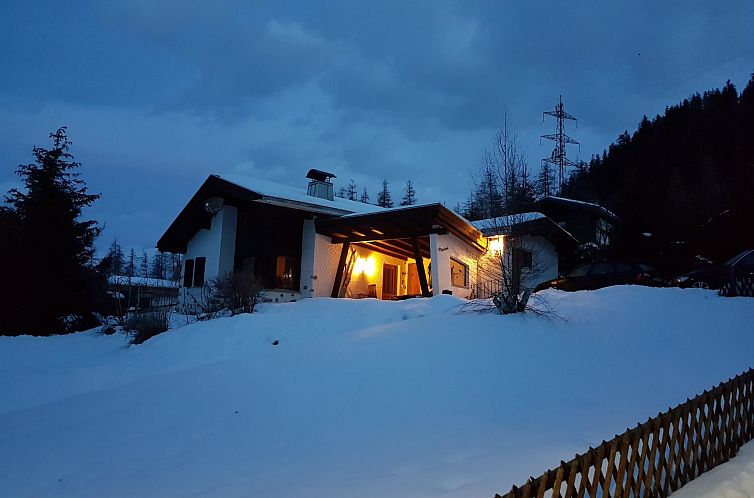Appartement Tga Muntanela Appartement/Fewo, Dusche und Bad, 