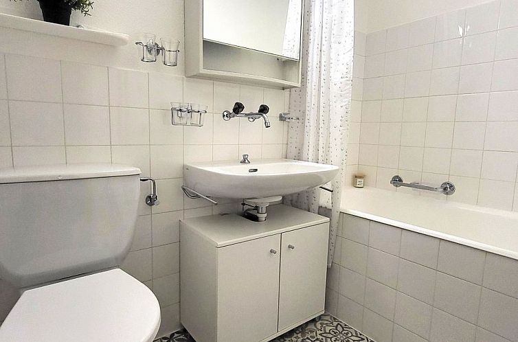 Appartement Tgesa Sunnmatt 24 Appartement/Fewo, Bad, WC, 1 S