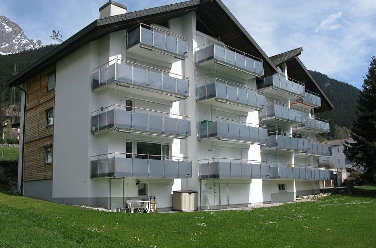 Appartement Tgesa La Niva 1 Appartement/Fewo, Dusche oder Ba