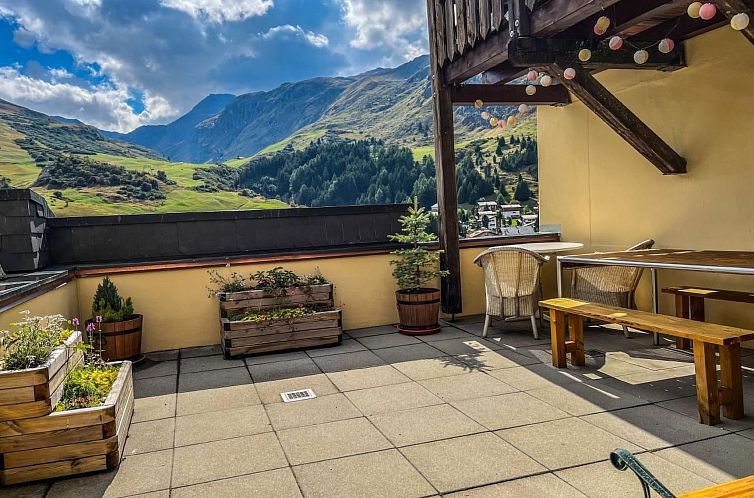 Guest house 1826502 - Apartment Under Gräub / Grisons - Appartement mit Panoramablick in die Bergwelt