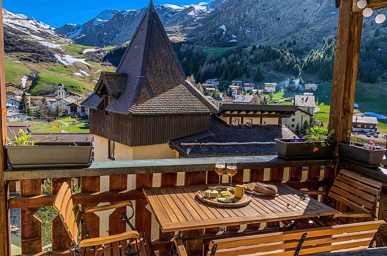 Appartement mit Blick in die Berge